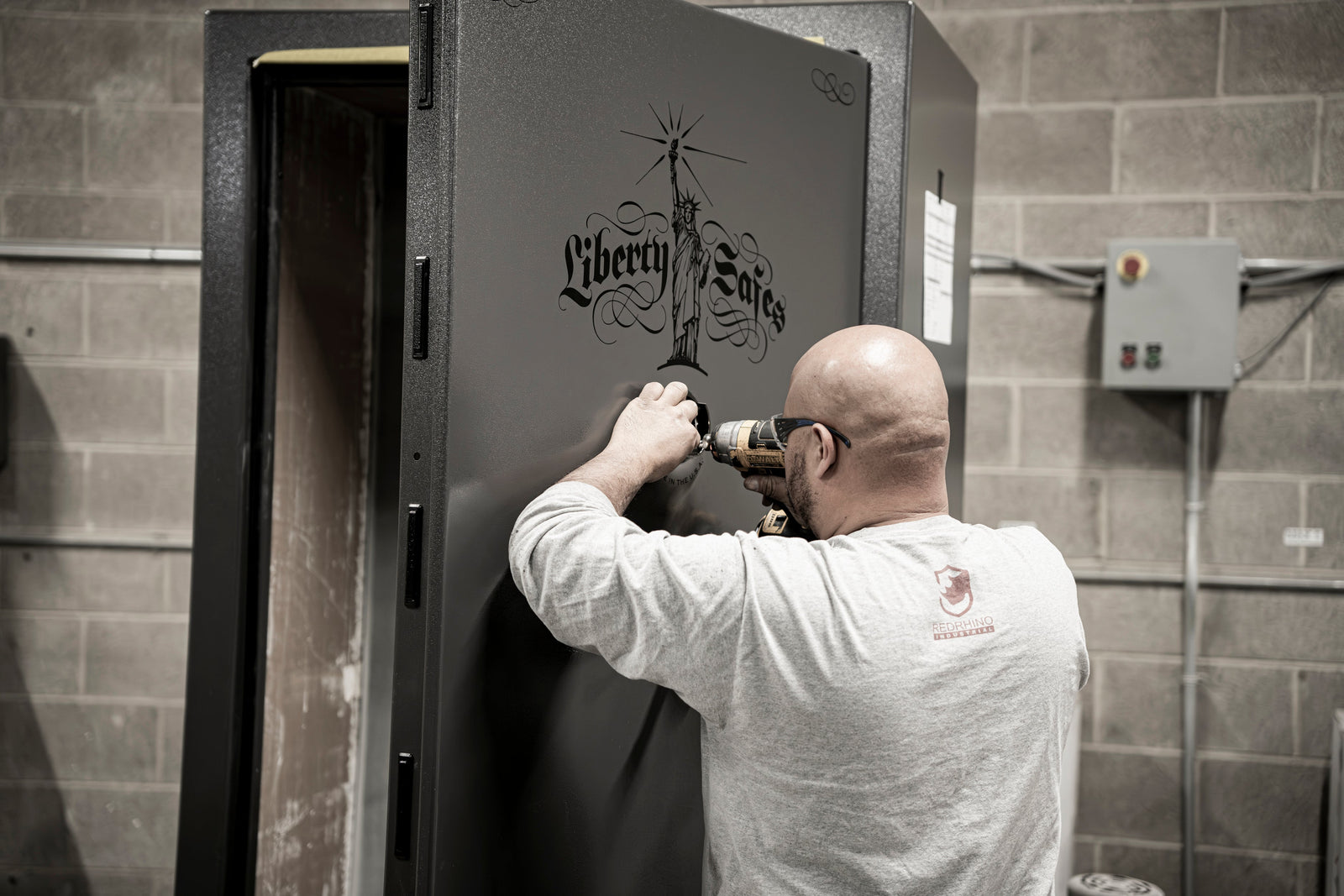 Understanding Fire Ratings, Locking Mechanisms, and Safe Capacities A Guide to Liberty Safes in Naples