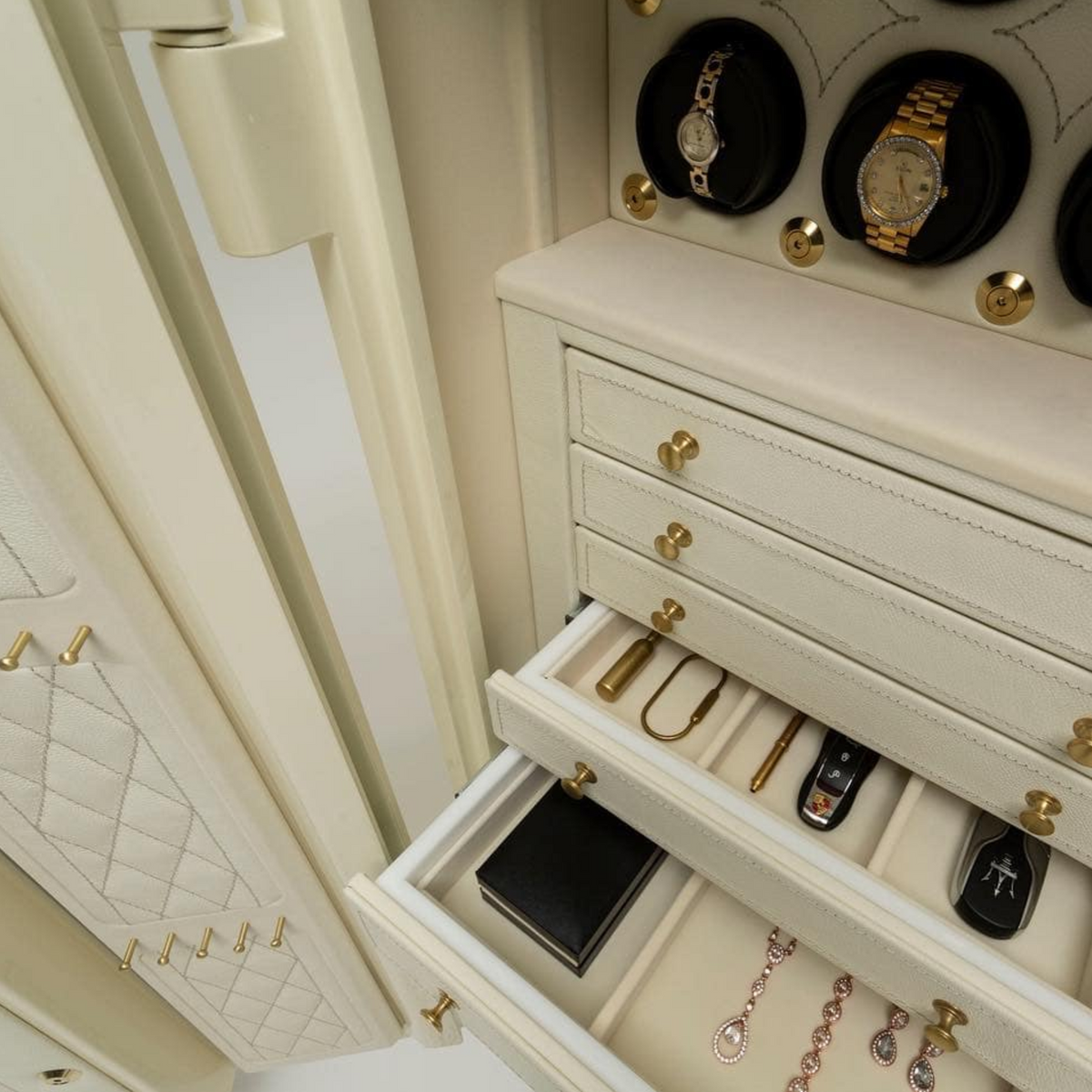 The Gem: Leather Jewelry Safe